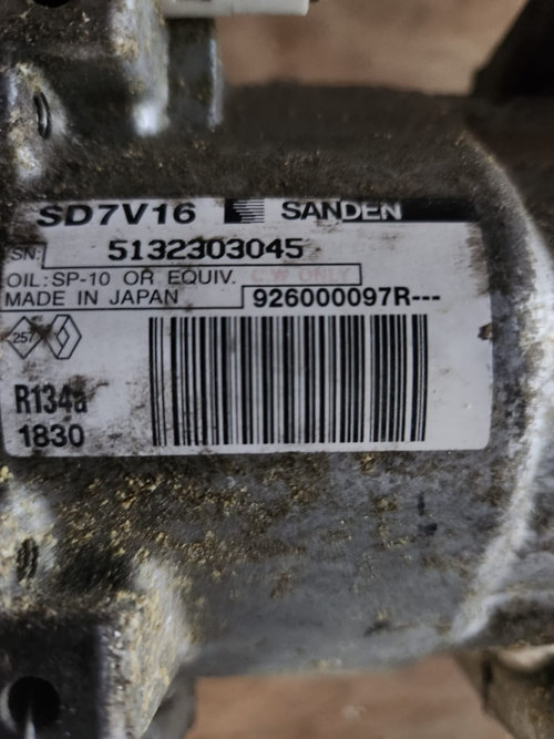 Compresor AC Dacia Duster 1.6 16v an 2010 2011 2012 2013 2014 2015 2016 2017 2018 2019 cod 926000097...