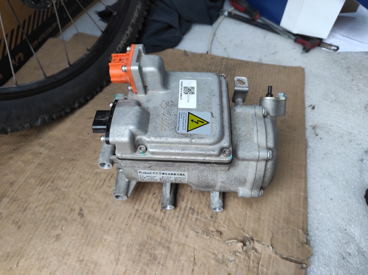 Compresor AC Dacia Spring cod 926006978R