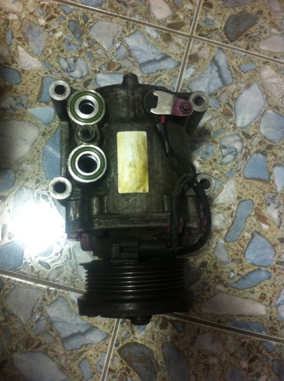 Compresor ac def Ford Focus [facelift] [2001 - 2007] Sedan 1.8 TDCi MT (115 hp) (DFW) Ghia