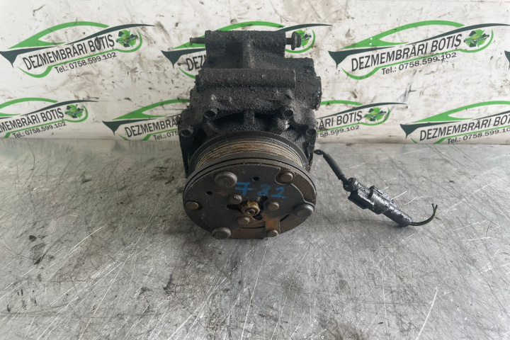 Compresor AC Ford Focus [1998 - 2004] wagon 5-usi 1.8 MT (116 hp)