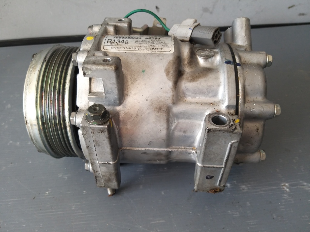 Compresor ac land rover discovery 5 2.0 d l462 7000908653