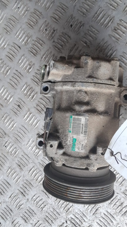 Compresor AC Nissan Qashqai j10 1.5 DCI cod motor k9k transmisie manuala an 2011 cod 926009865R
