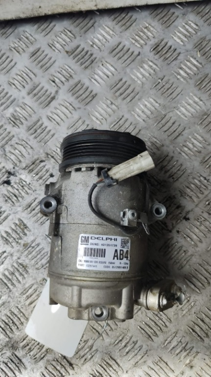 Compresor AC Opel Zafira B an 2007 cod 13297441