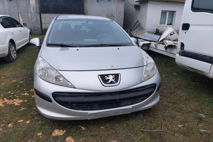 Compresor AC Peugeot 207 [2006 - 2009] Hatchback 5-usi 1.4 MT (73 hp)