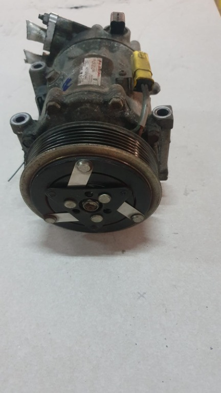 Compresor AC Peugeot 308 1.6 HDI an de fabricatie 2011 cod piesa 9671216780