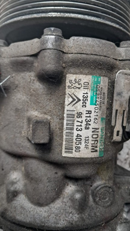 Compresor AC Peugeot 407 2.2 HDI 4HL combi ,transmisie automata , an 2012 cod 9671340580