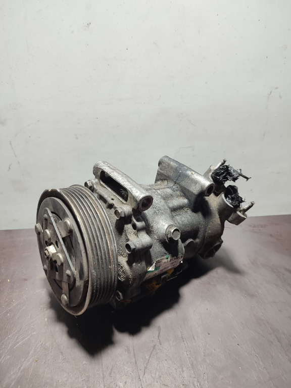 Compresor AC Peugeot / Citroen 1.6 HDI 9651910980