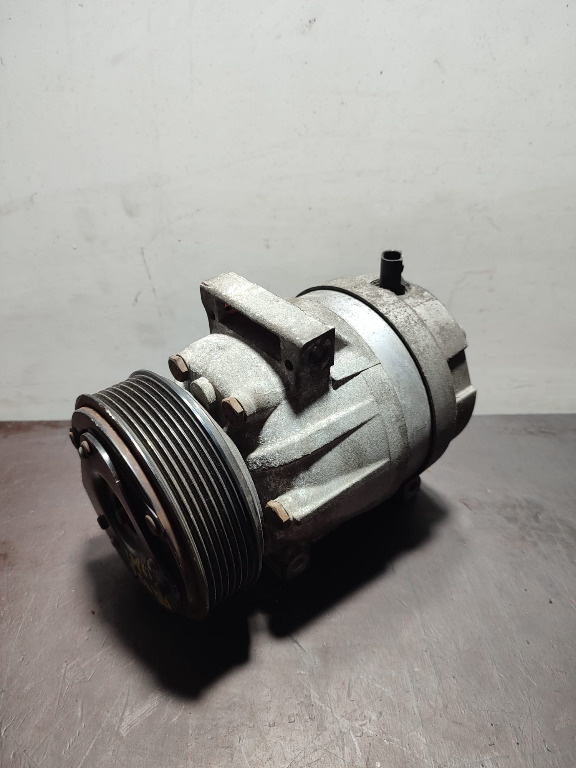 Compresor AC Renault 1.9 DCI 8200678507