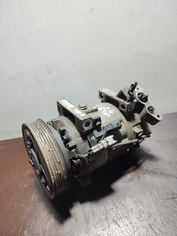 Compresor AC Renault Clio 4 1.5 DCI 926004990R