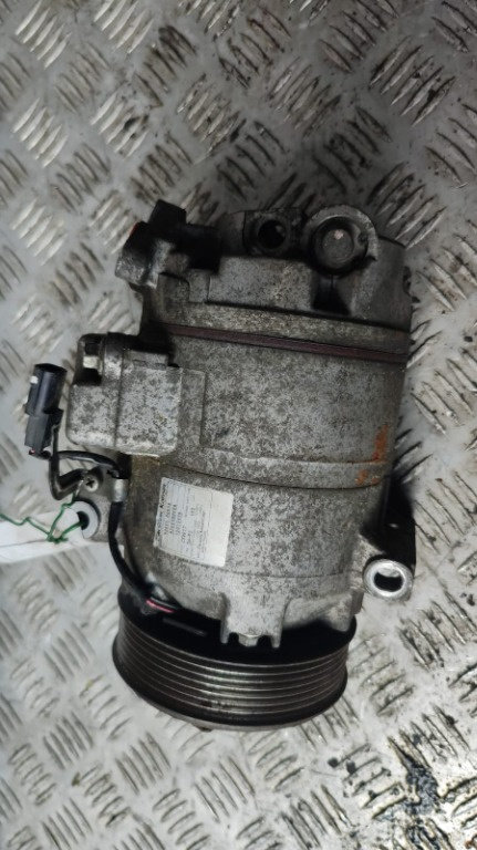 Compresor AC Renault Grand Scenic an 2012 cod 92600BB60A / 92600BB6BA