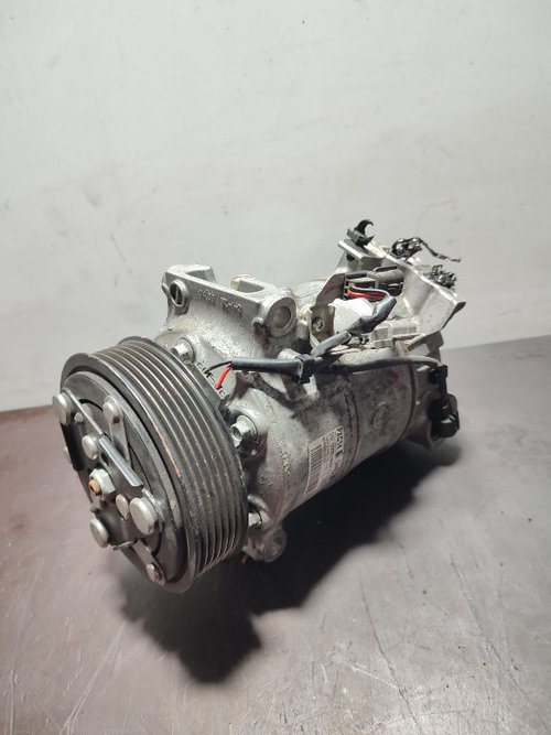 Compresor AC Renault / Nissan 1.6i 926003404R