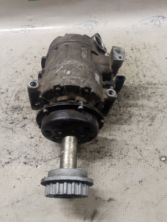 Compresor AC Volkswagen Touareg 2005, 7H0820805C / V10