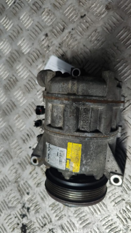 Compresor AC Volvo XC60 an 2009 cod 31291135