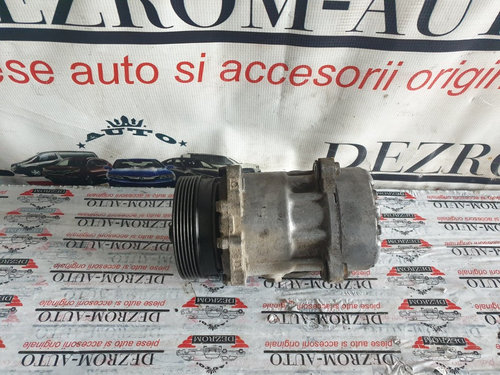 Compresor AC VW Bora 1.9 TDI 4motion 90/101/115/130/150cp cod piesa : 1J0820803K