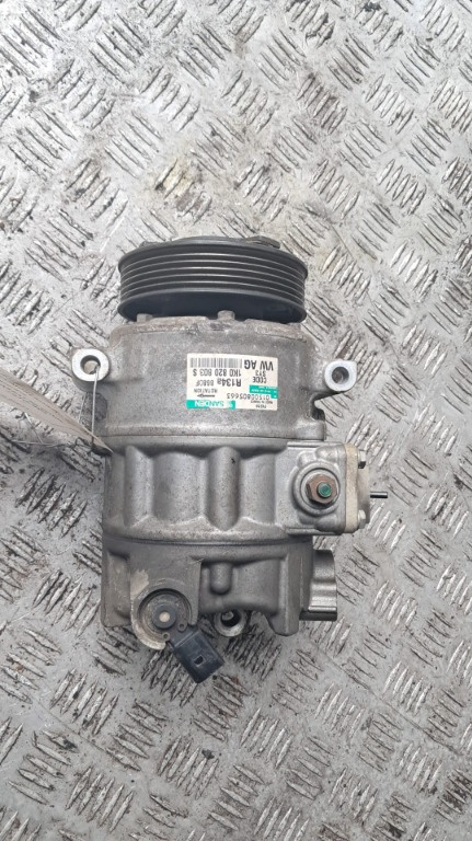 Compresor AC VW Golf 5 2.0 TDI cod motor cod 1K0820803S