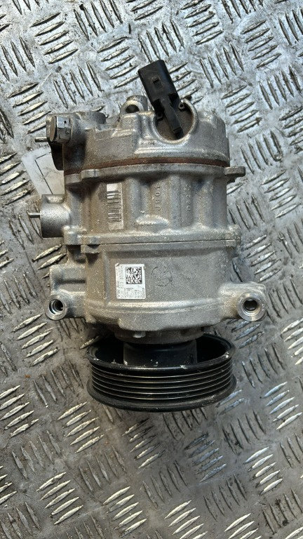 Compresor AC VW Golf 7 1.4 CHP an fab. 2015 cod piesa 5N0820803