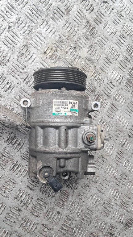 Compresor AC VW Jetta cod 1K0820803S
