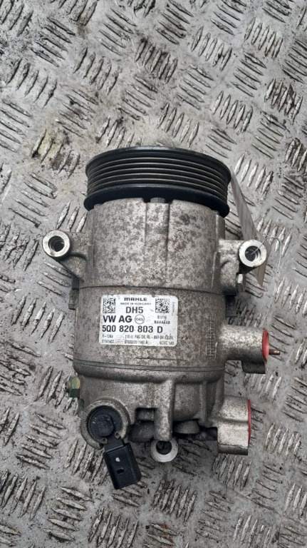 Compresor AC Vw Polo cod 5Q0820803D