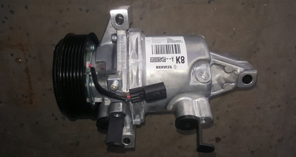 Compresor aer conditionat Dacia Sandero 2 NOU 926008942R OE