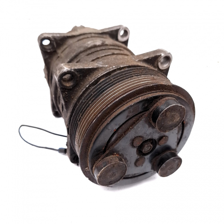 Compresor Aer Conditionat Iveco Daily 3 1997-2006 5006307850, 500630-7850, 789D951853 Valeo