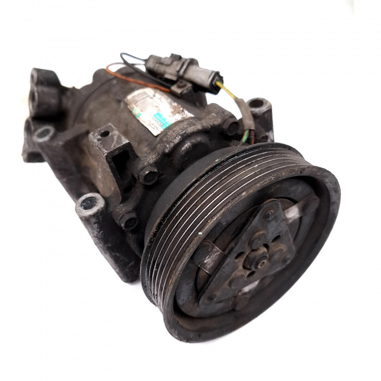 Compresor Aer Conditionat Renault Clio 3 2005-2012 1.6 16V (Br05, Br0B, Br0Y, Br15, Br1J, Br1M, Br1Y, Cr0B...) Benzina 8200365787A, Sd6V12, Sd6Vbhf Sanden