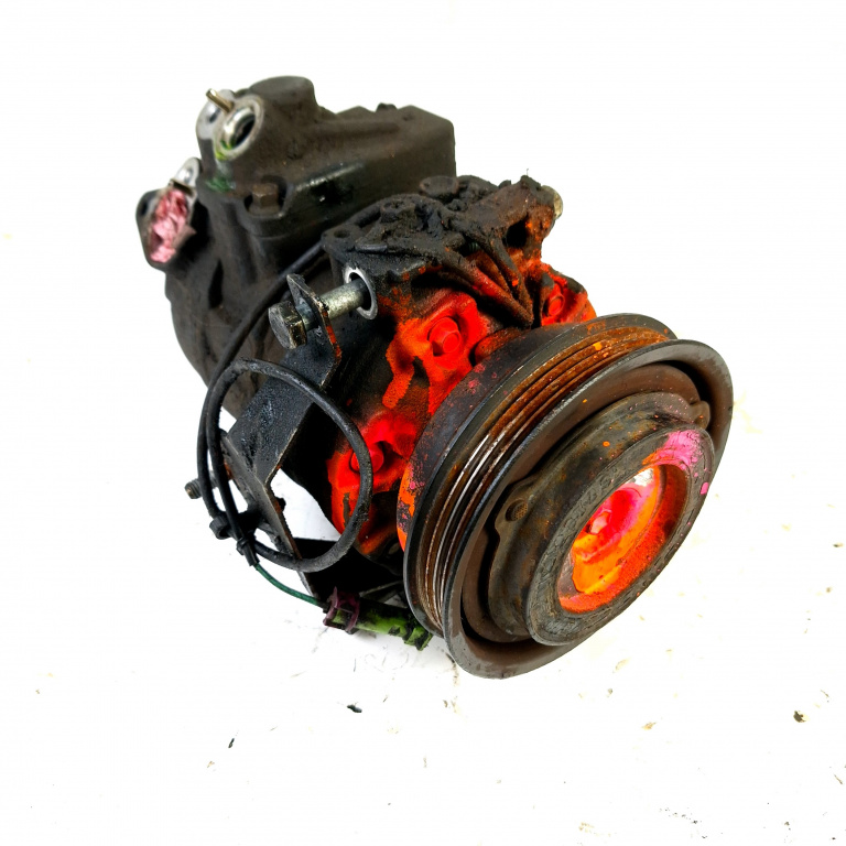 Compresor Aer Conditionat VW PASSAT B5, B5.5 1996 - 2005 Motorina 8D0260808, 4472208182, 4472208182, 7SBU16C, 02E03816, 4472208182, 8D0260808, 8D0260808