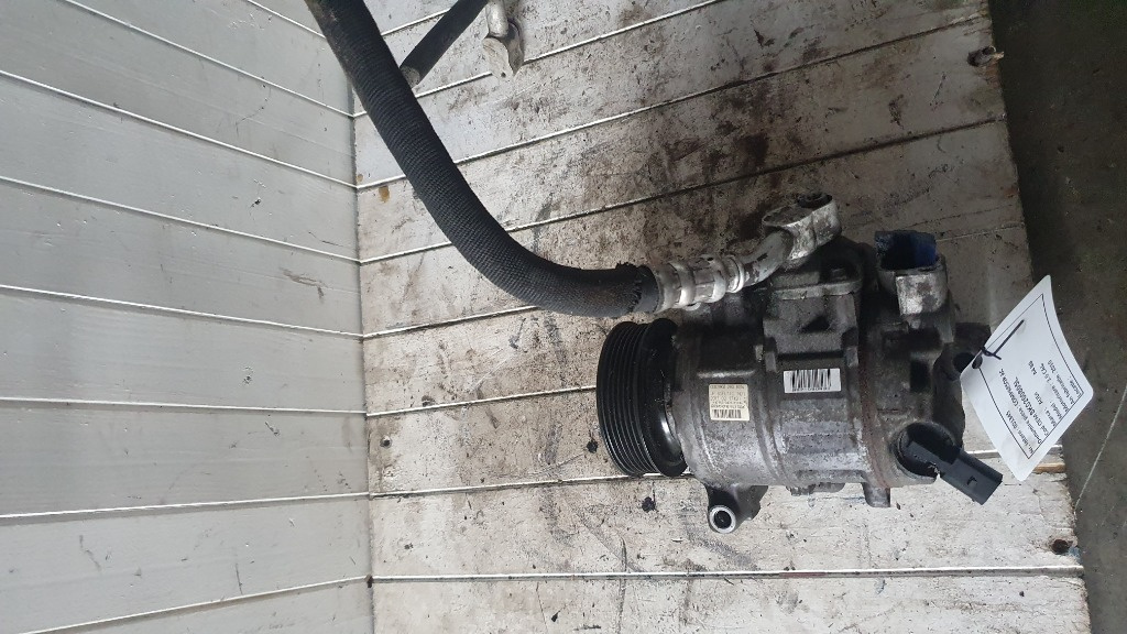 Compresor Audi A4 A5 2.0 TDI an de fabricatie 2010 cod 8K0260805L