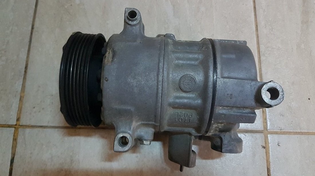 Compresor clima 5n0820803 audi a3 8p 1.2 tsi cbzb 105 cai