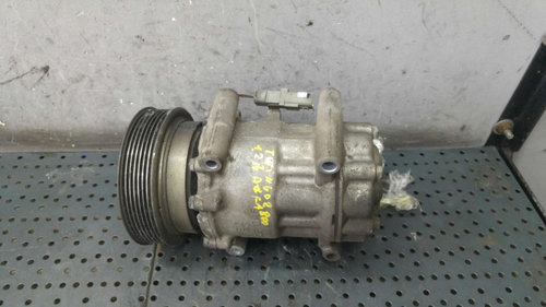 Compresor clima ac 1.2 b renault twingo 2 8200819568