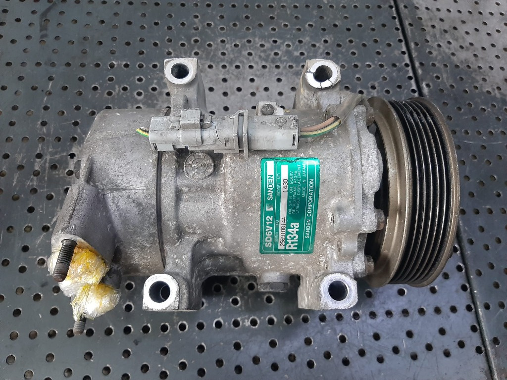 Compresor clima ac 1.6 b nfu peugeot 206 207 307 308 citroen berlingo c2 c3 c4 xsara sd6v12