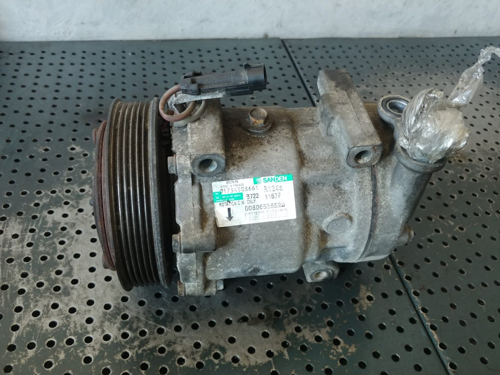 Compresor clima ac 1.6b ar37203 alfa romeo 147 00606536520