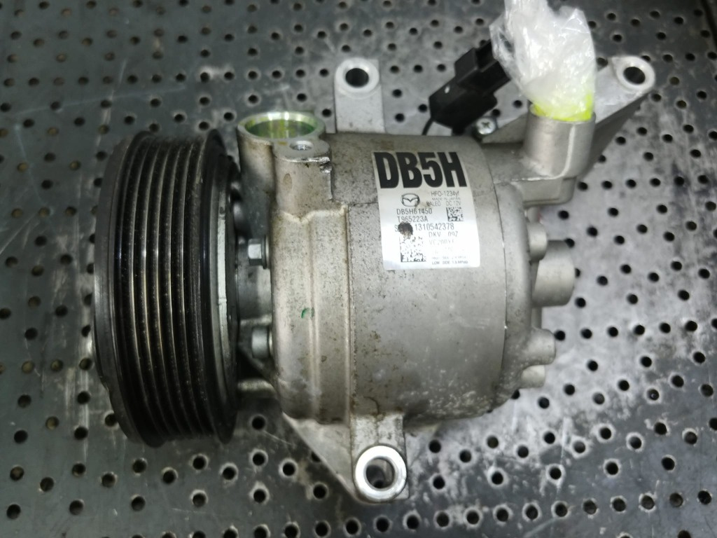 Compresor clima ac 2.0b pe skyactiv mazda cx-3 2021 t965223a db5h61450
