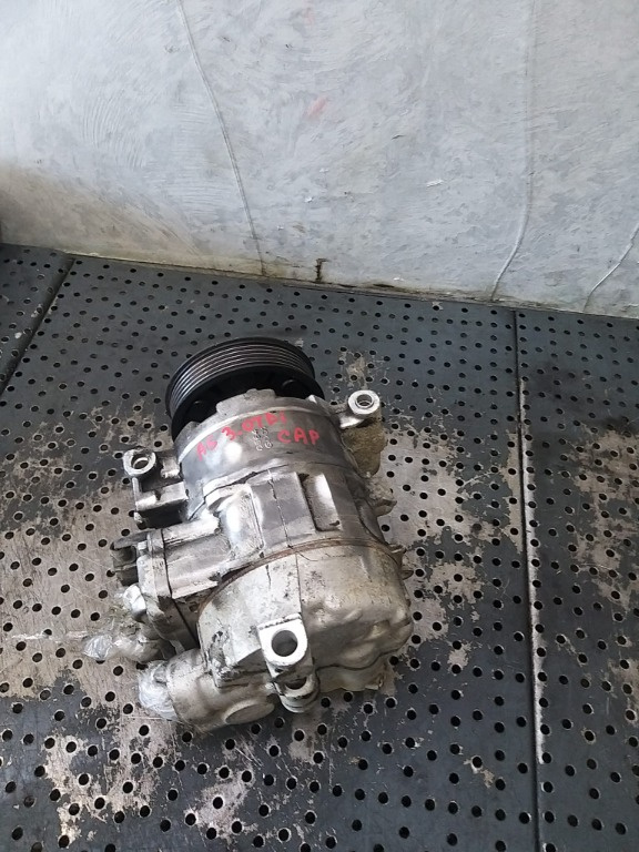 Compresor clima ac 3.0 tdi audi a5 8t 4e0260805ad