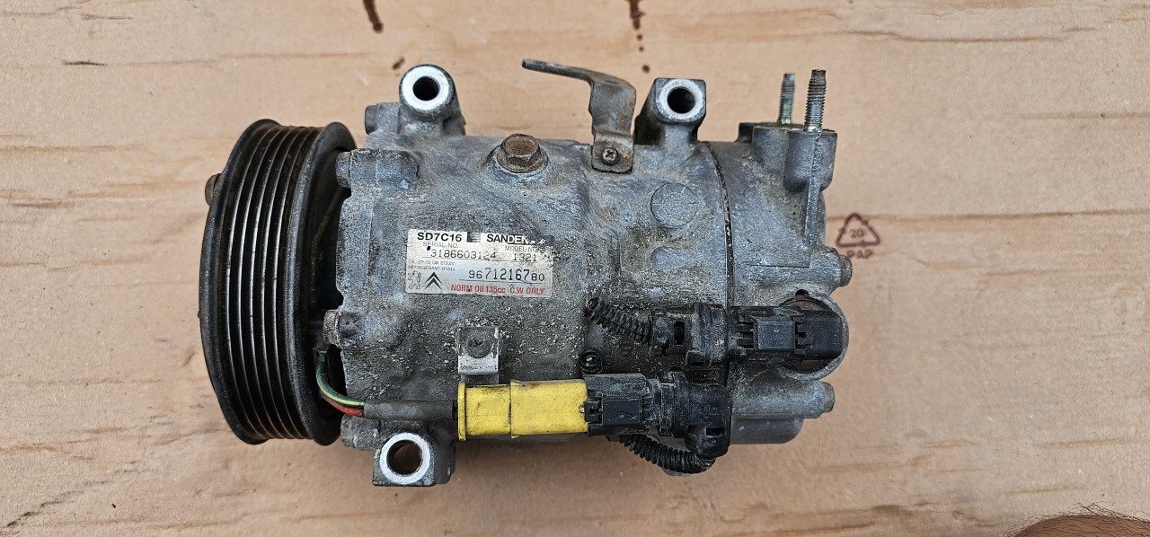 Compresor clima AC Peugeot 207 / 308 / 407 1.6 HDI 2008 2009 2010 2011