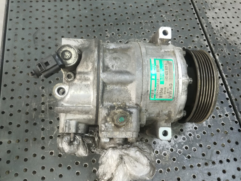 Compresor clima ac skoda octavia 2 vw touran caddy golf 5 skoda octavia 2 seat altea 5p 1k0820803q