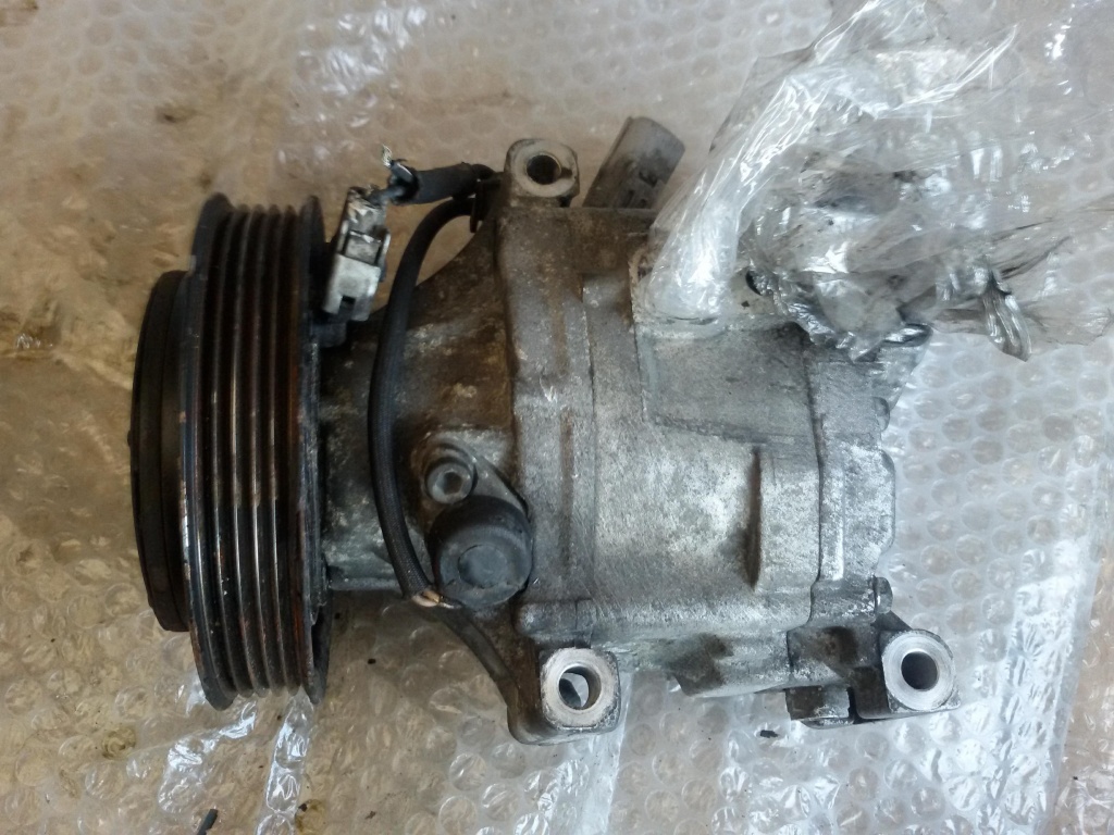 Compresor clima ac toyota yaris 1.4 d 1999-2005 4472206532 1nd-p52l