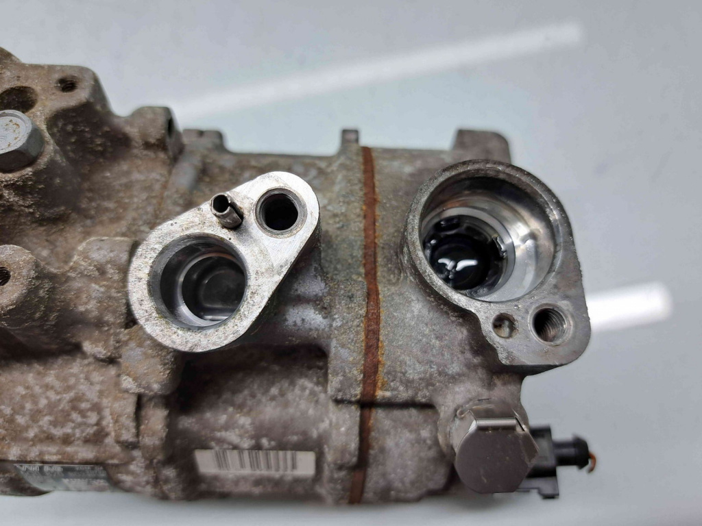 Compresor clima AUDI A3 (8V1) [Fabr 2012-2017] 5Q0820803 1.6 TDI CLHA 77KW / 105CP
