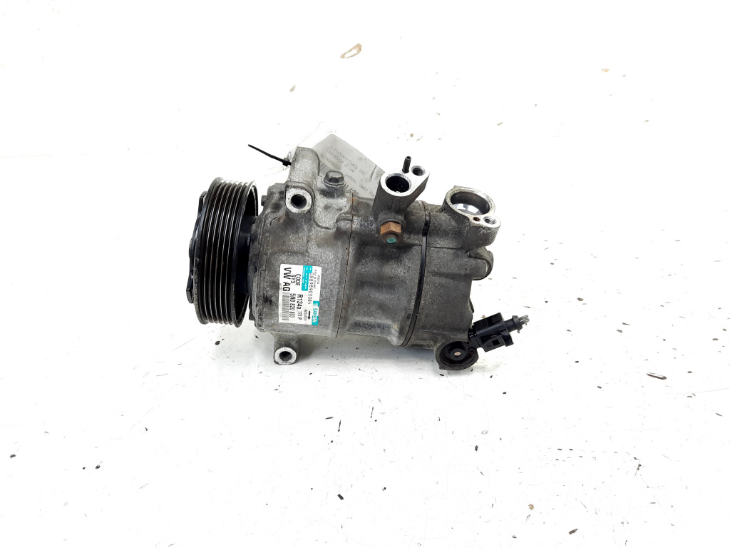 Compresor clima, cod 5N0820803, VW Passat (362), 2.0 TDI, CFG (id:537132)