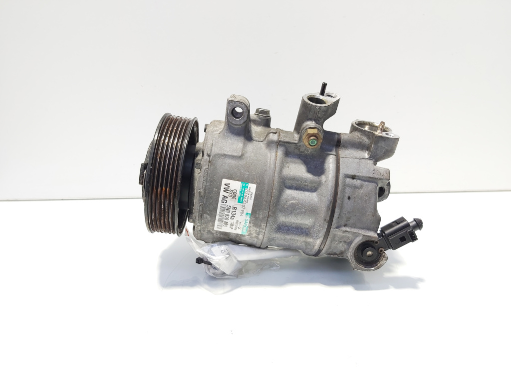 Compresor clima, cod 5N0820803, VW Passat (362), 2.0 TDI, CFG (pr:110747)