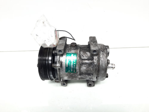 Compresor clima, cod 8200040681, Renault Megane 2 Combi, 1.9 DCI, F9Q750 (idi:605131)