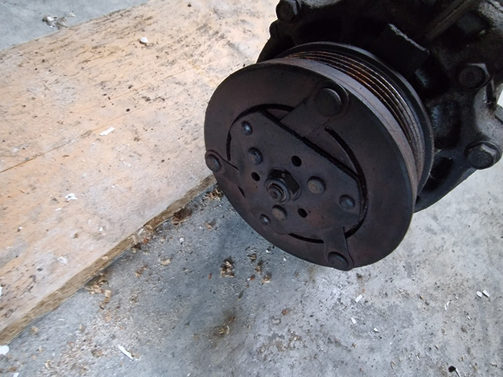 Compresor Clima Mitsubishi Outlander 2010 2.0 diesel BSY cod 7813A068