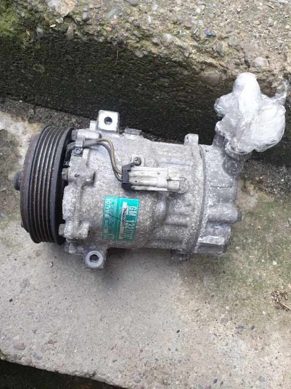 Compresor Clima Opel Vectra C Signum 1.8 Benzina cod 13217307