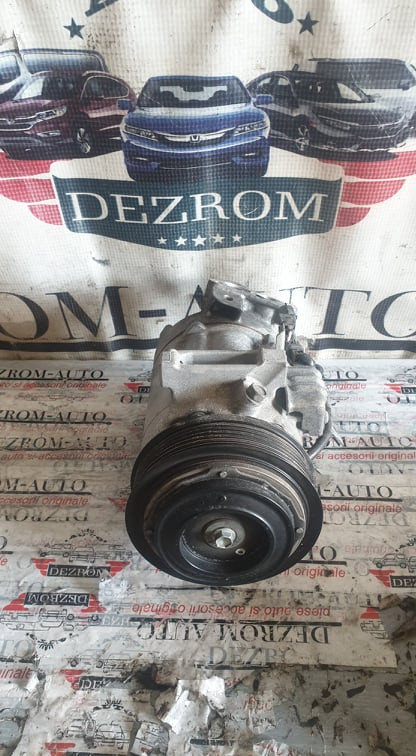 Compresor clima Renault Megane III 1.5 dCi 110cp cod piesa : 926004EB1A