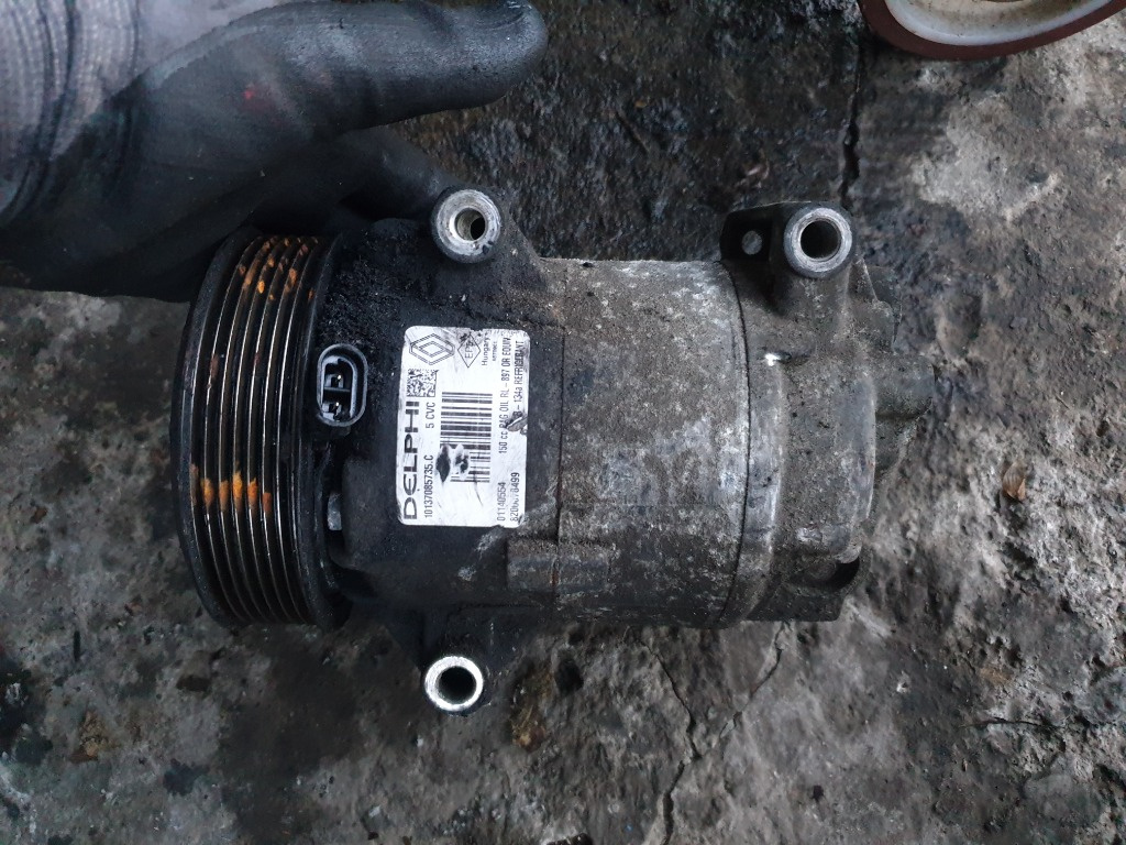 Compresor Clima Renault Scenic 2 motor 2.0 benzina 2007