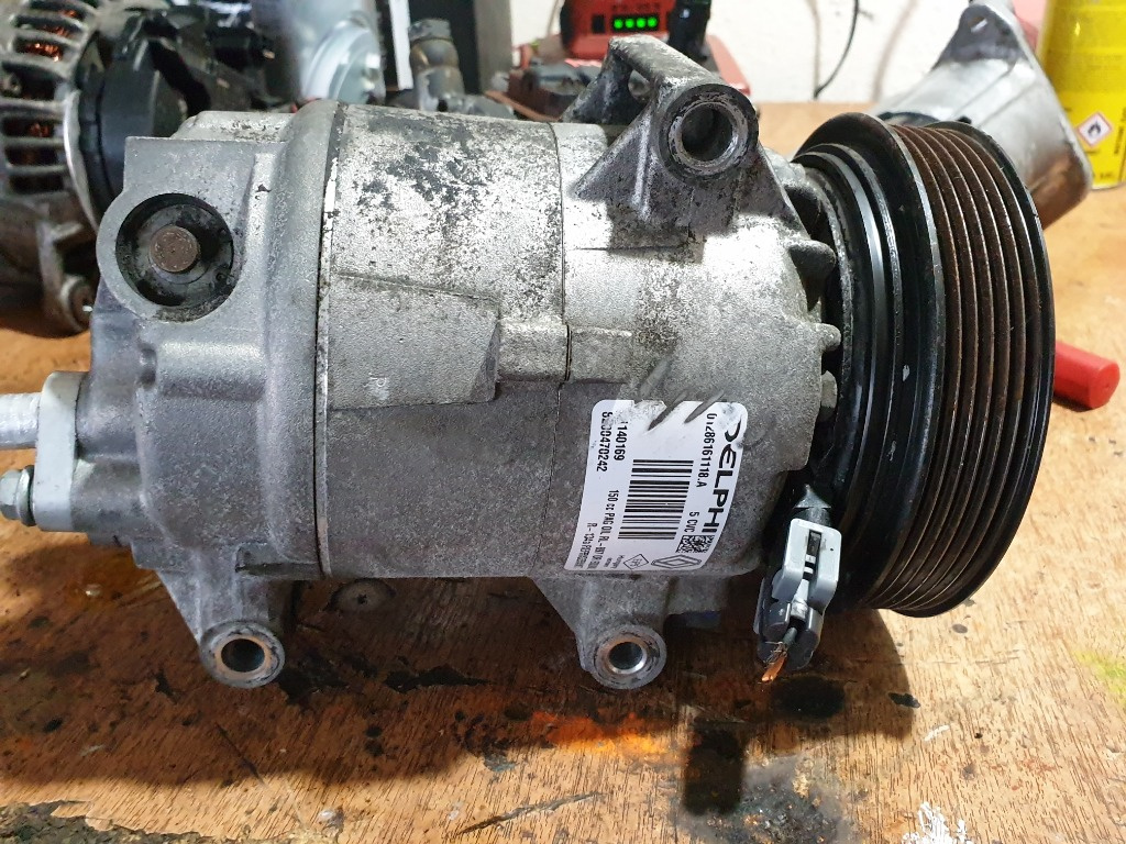 Compresor Clima Renault Scenic 2 sau Megane 2 1.5 dci Euro 4 106CP 8200470242