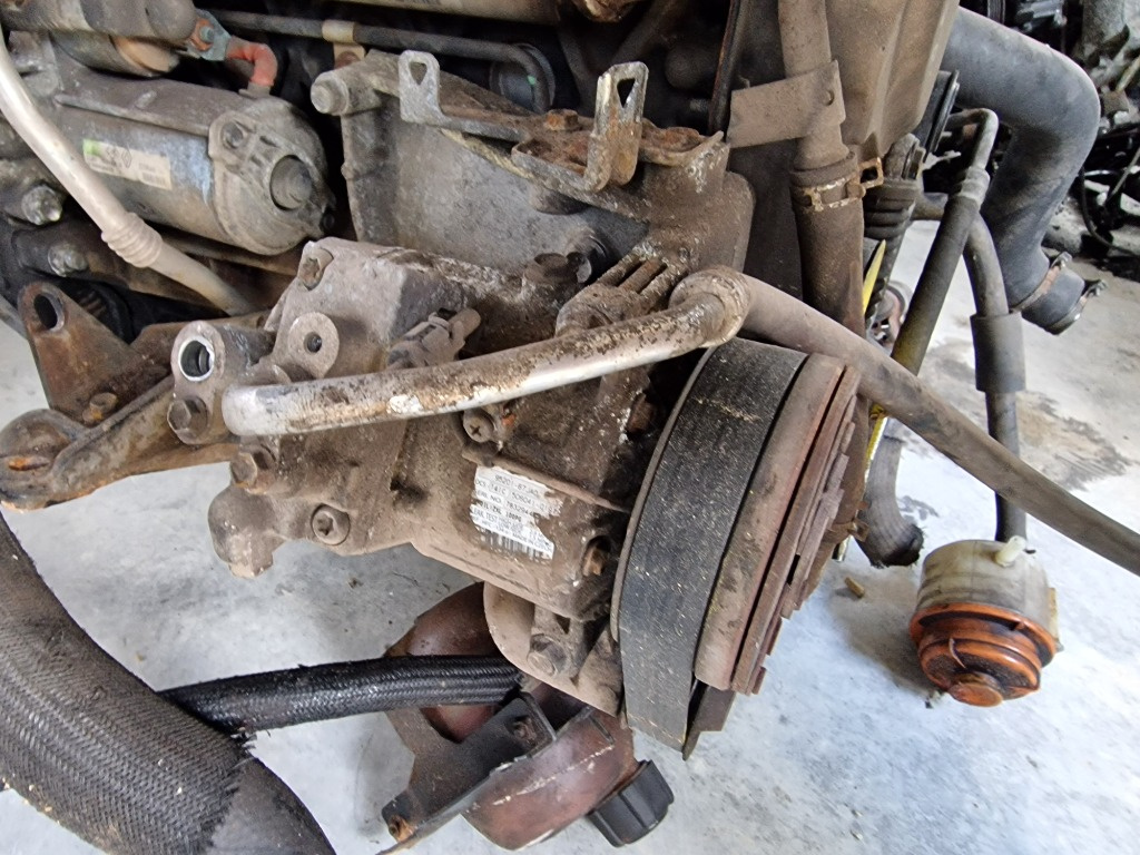 Compresor Clima Suzuki Grand Vitara 1.9DDIS cod 95201-67JAO