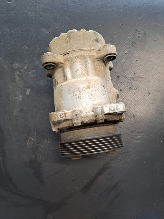 Compresor clima Volkswagen Golf 4 1.9 tdi - COD 1J0820803F