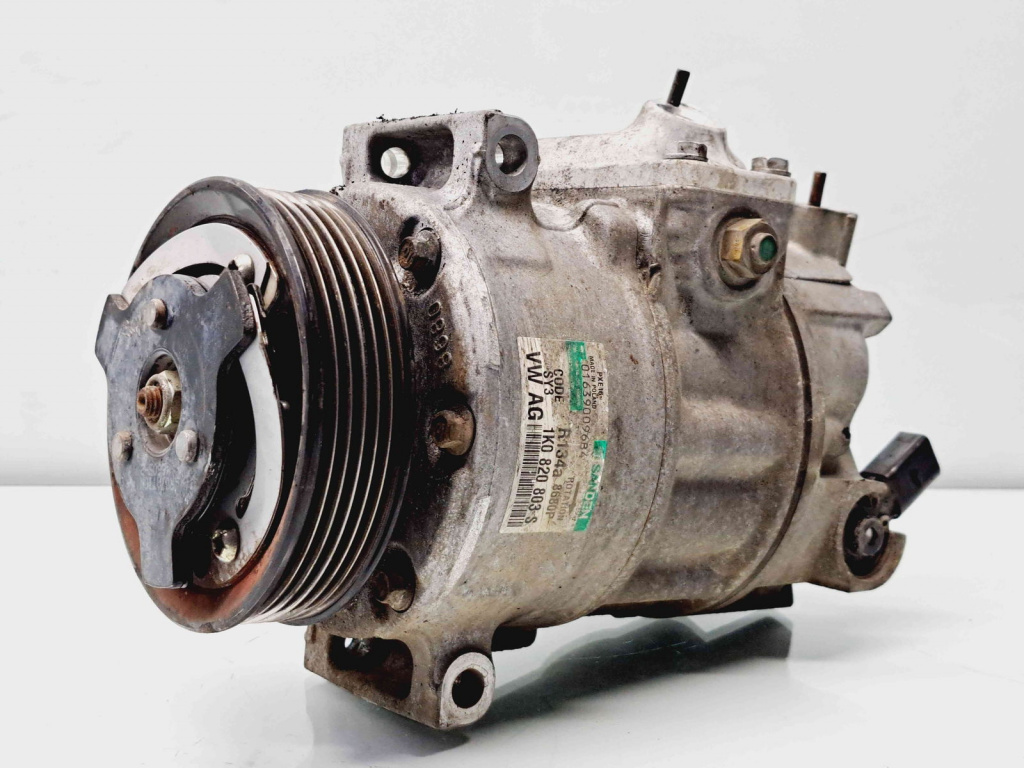 Compresor clima Volkswagen Golf 5 (1K1) [Fabr 2004-2008] 1K0820803S 1.9 TDI BLS77KW / 105CP