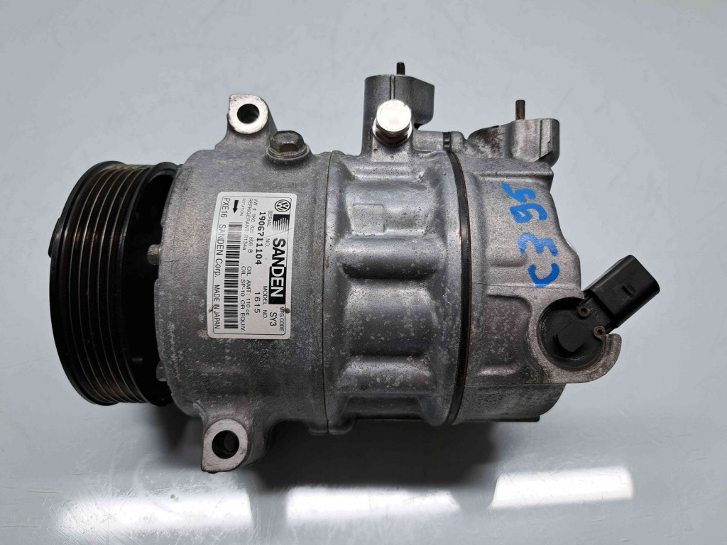 Compresor clima Volkswagen Golf 6 (5K1) [Fabr 2009-2013] 1K0820808B 2.0 TDI CFGB 125KW / 170CP
