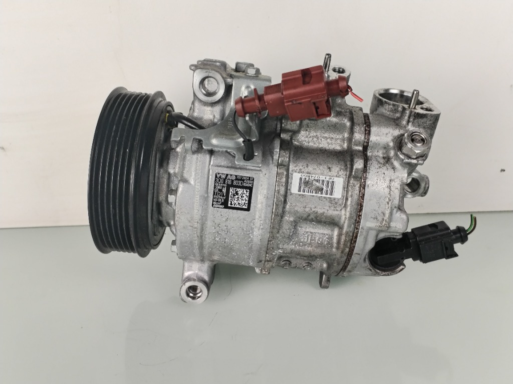 Compresor clima Volkswagen Golf 8 1.0TSI DUS 3Q0816803D